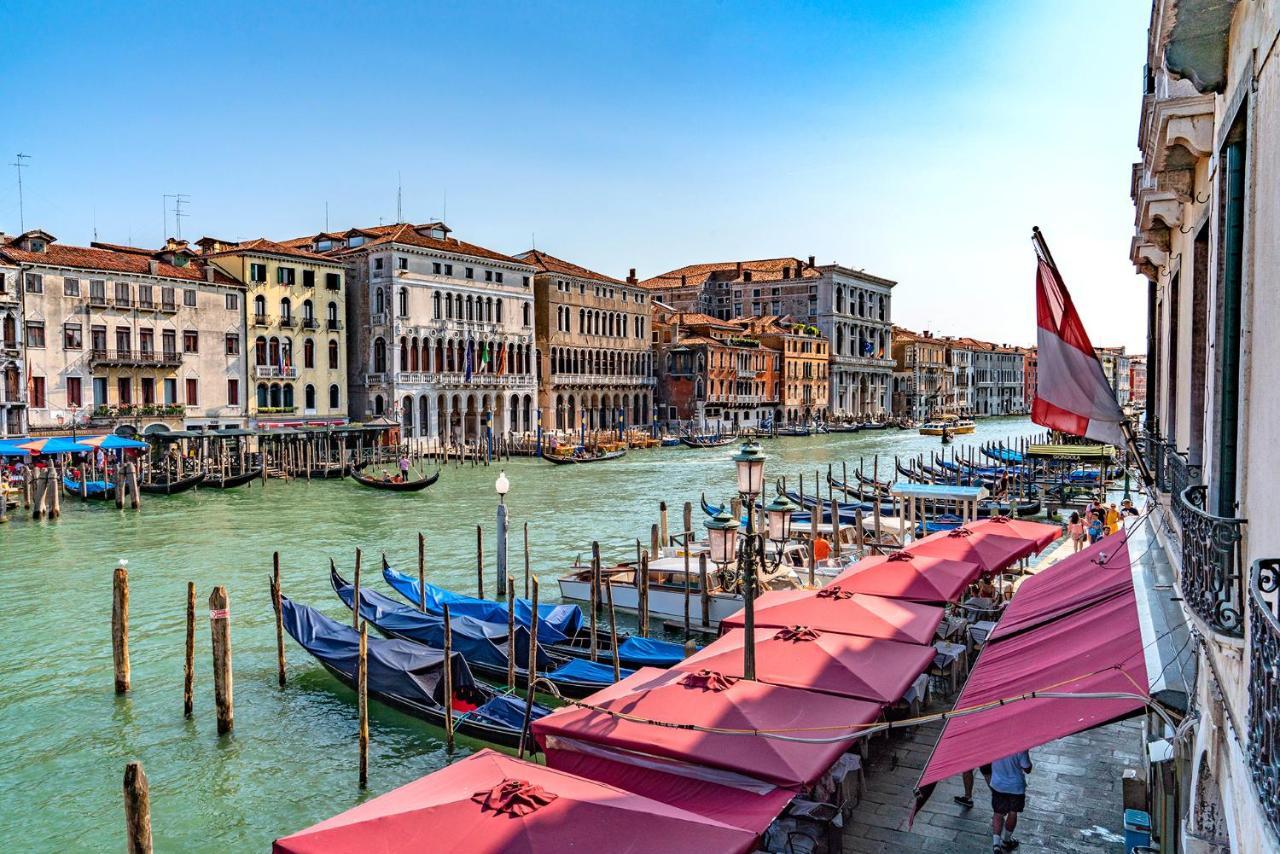 Ca' Fornoni Grand Canal Venedig Exteriör bild